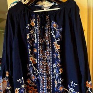 Chico's NWOT Long Sleeve BOHO top Size 4 (20-22) Navy with printed floral patter
